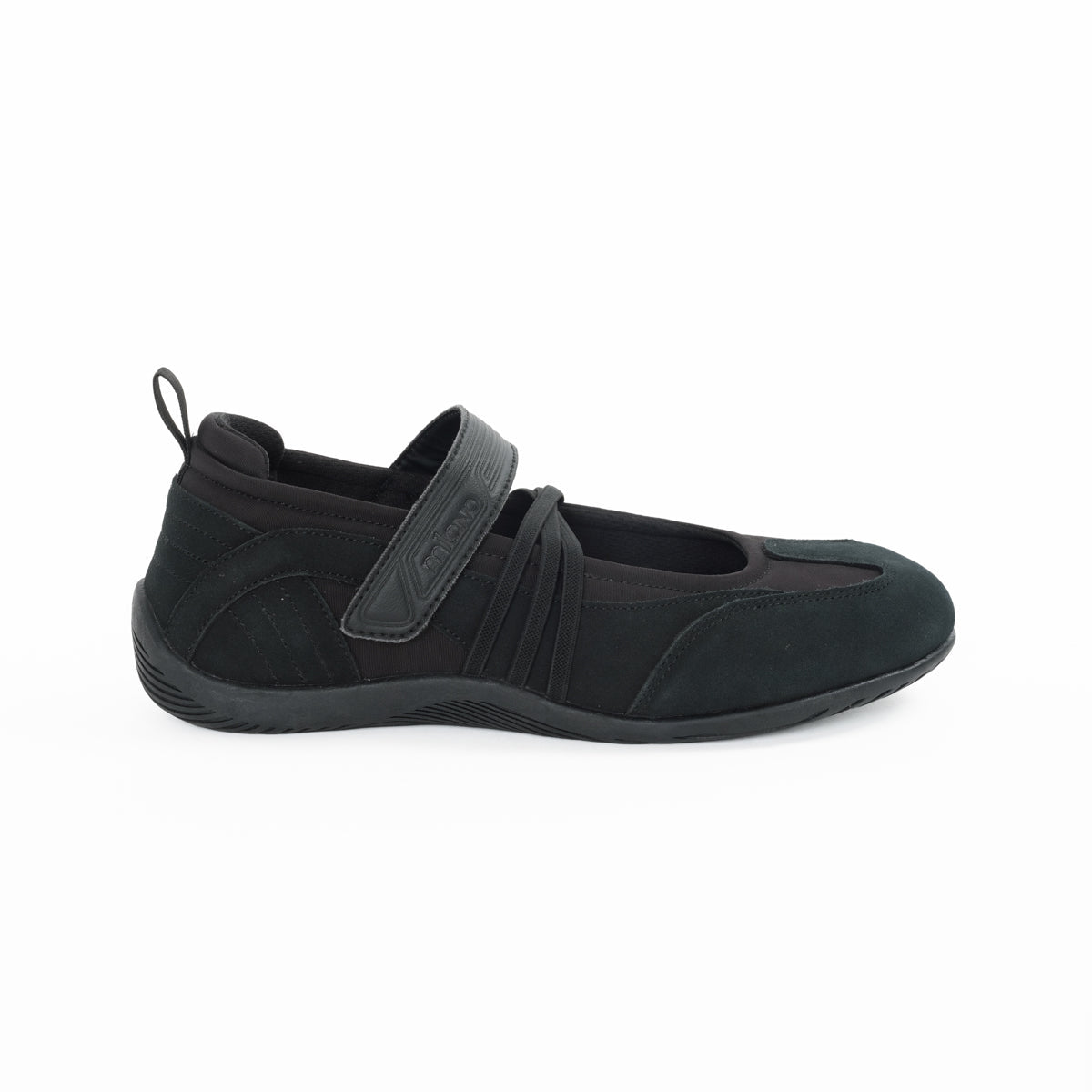 ESSEI Sneakers - BLACK
